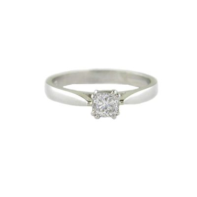 Diamond Rings Platinum Ring set with Cushion Shaped Diamond