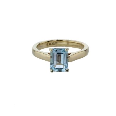 Rings 9ct Yellow Gold Emerald Cut Ice Blue Topaz Ring